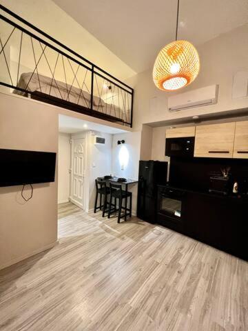 Chic Design 3 *